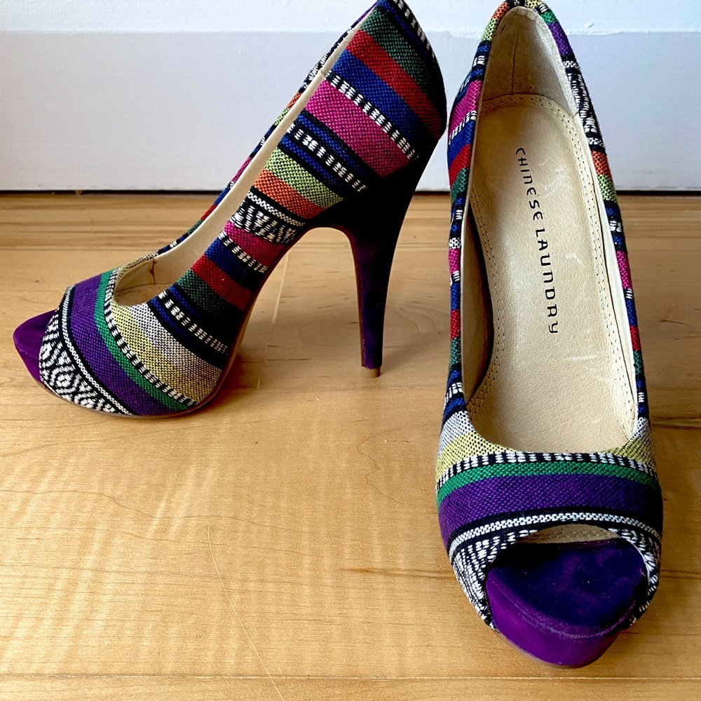 Chinese Laundry Y2K Hotness Multicolored Heels Size 5.5